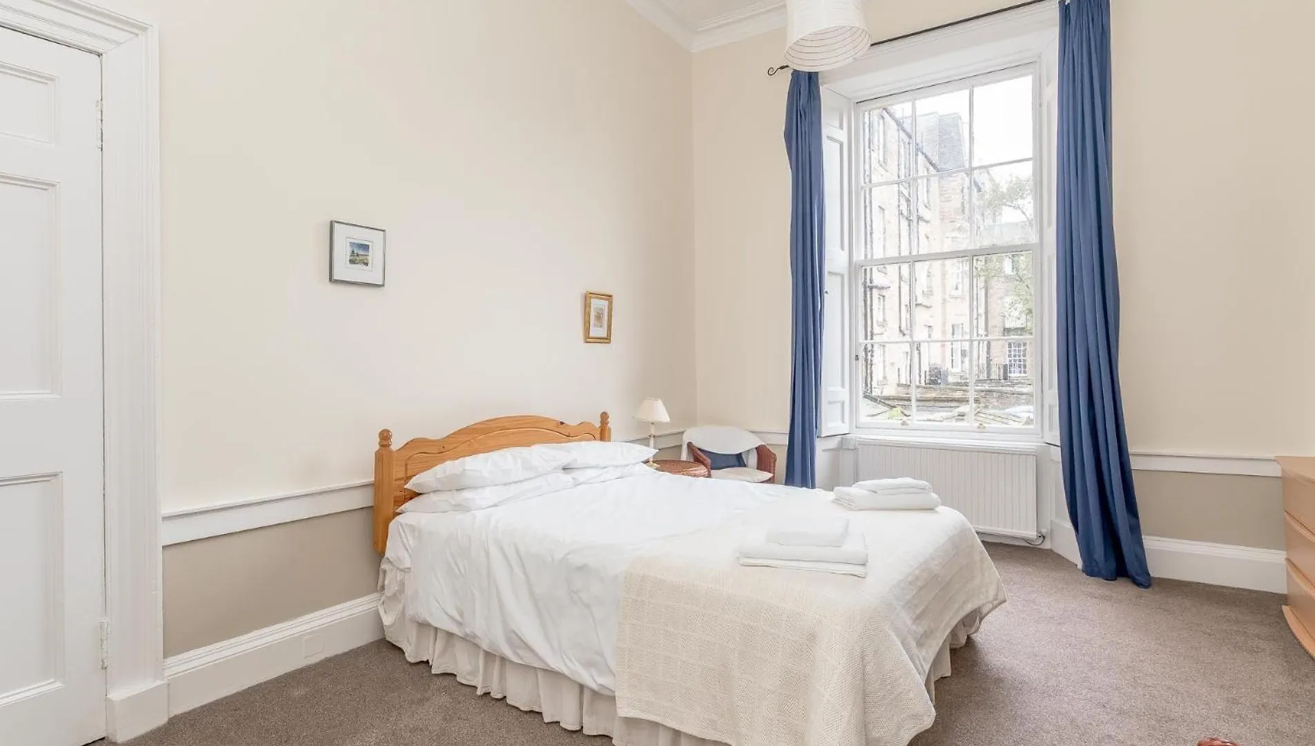 Melville Street Apartment Edinburgh 0*,
